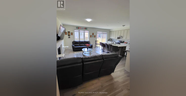 725 Kennedy Circle W, Milton, ON, L9E 1R9 - 6