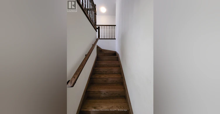 725 Kennedy Circle W, Milton, ON, L9E 1R9 - 8