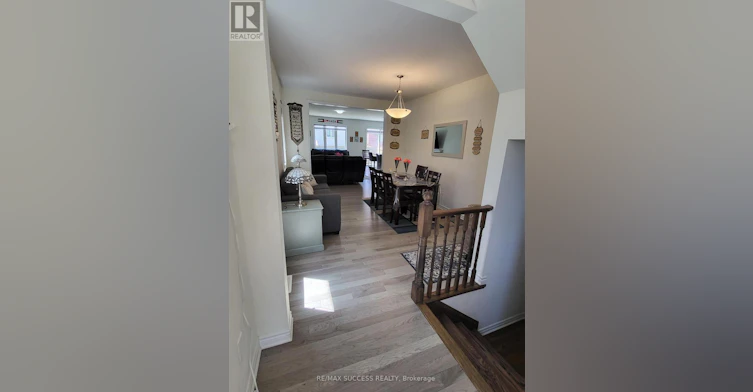 725 Kennedy Circle W, Milton, ON, L9E 1R9 - 4