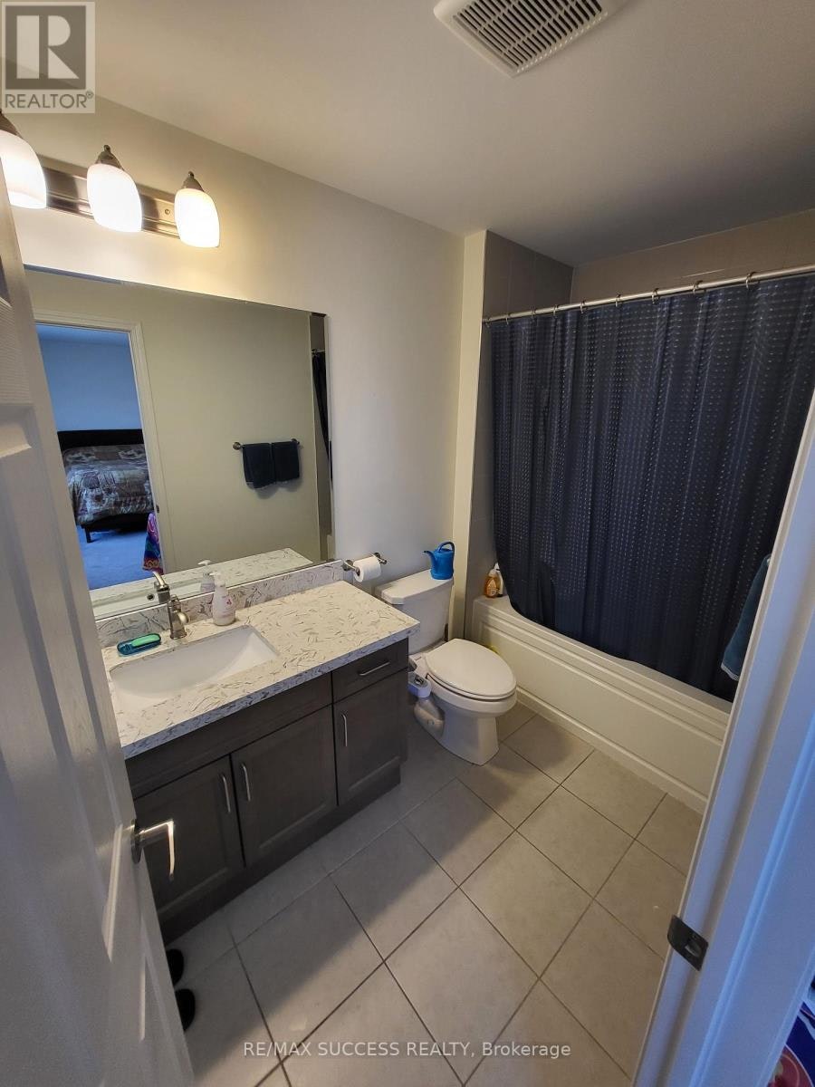 725 Kennedy Circle W, Milton, ON, L9E 1R9 - 20