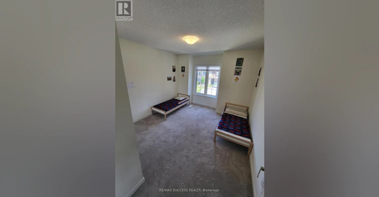 725 Kennedy Circle W, Milton, ON, L9E 1R9 - 14