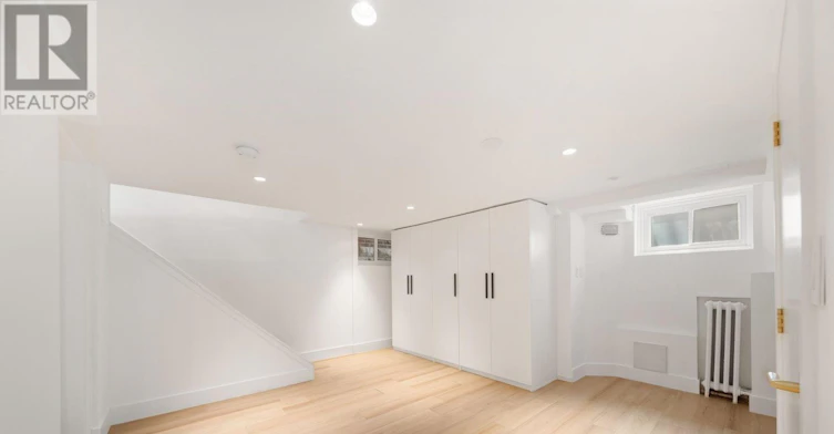 68 Cranbrooke Avenue, Toronto, ON, M5M 1M4 - 23