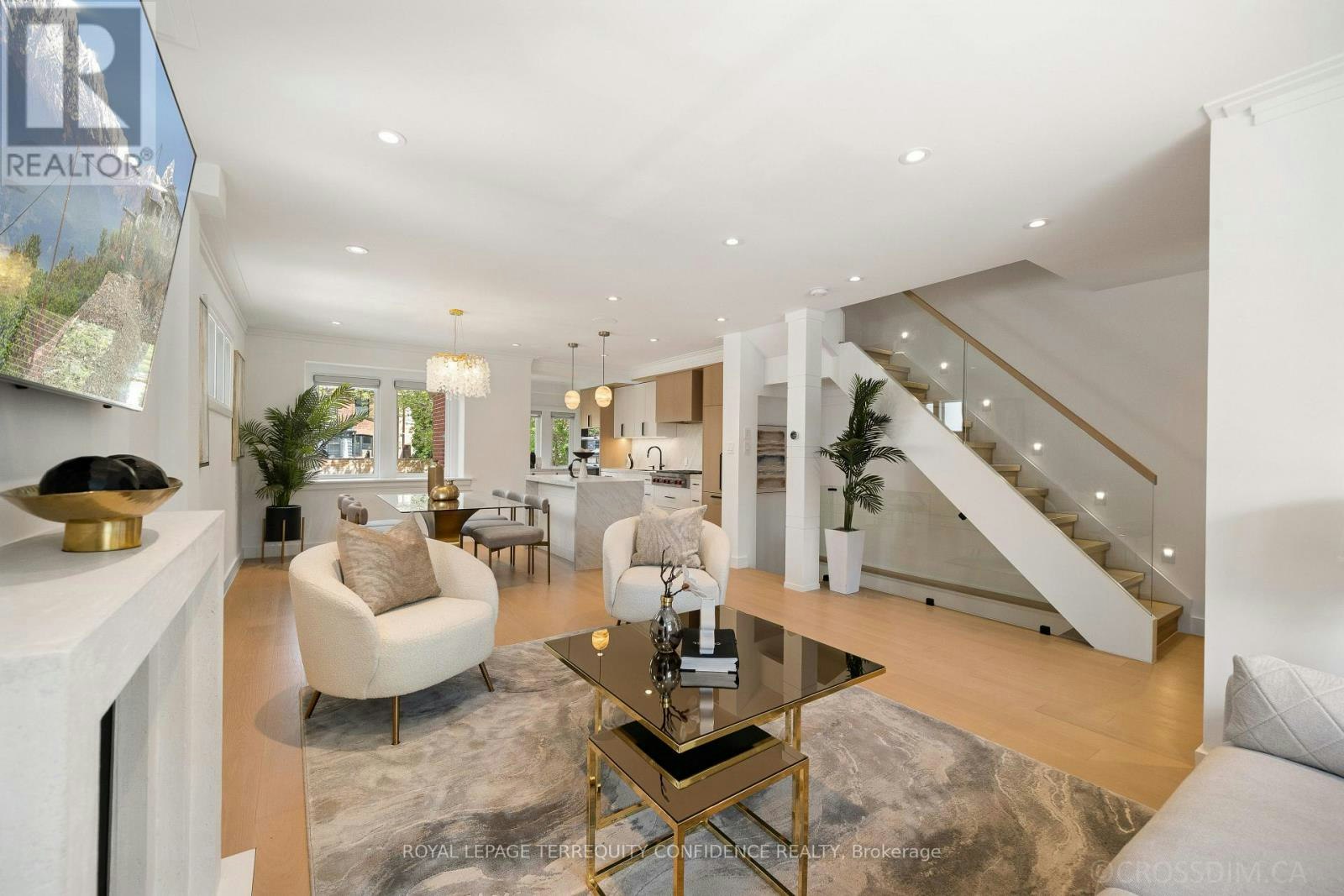 68 Cranbrooke Avenue, Toronto, ON, M5M 1M4 - 6