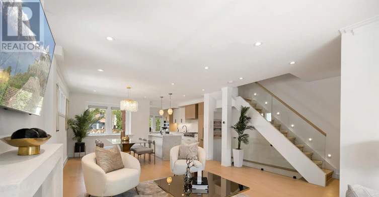 68 Cranbrooke Avenue, Toronto, ON, M5M 1M4 - 6