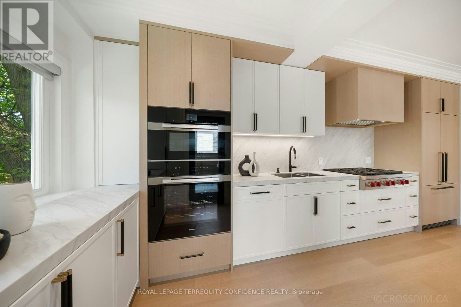 68 Cranbrooke Avenue, Toronto, ON, M5M 1M4 - 9