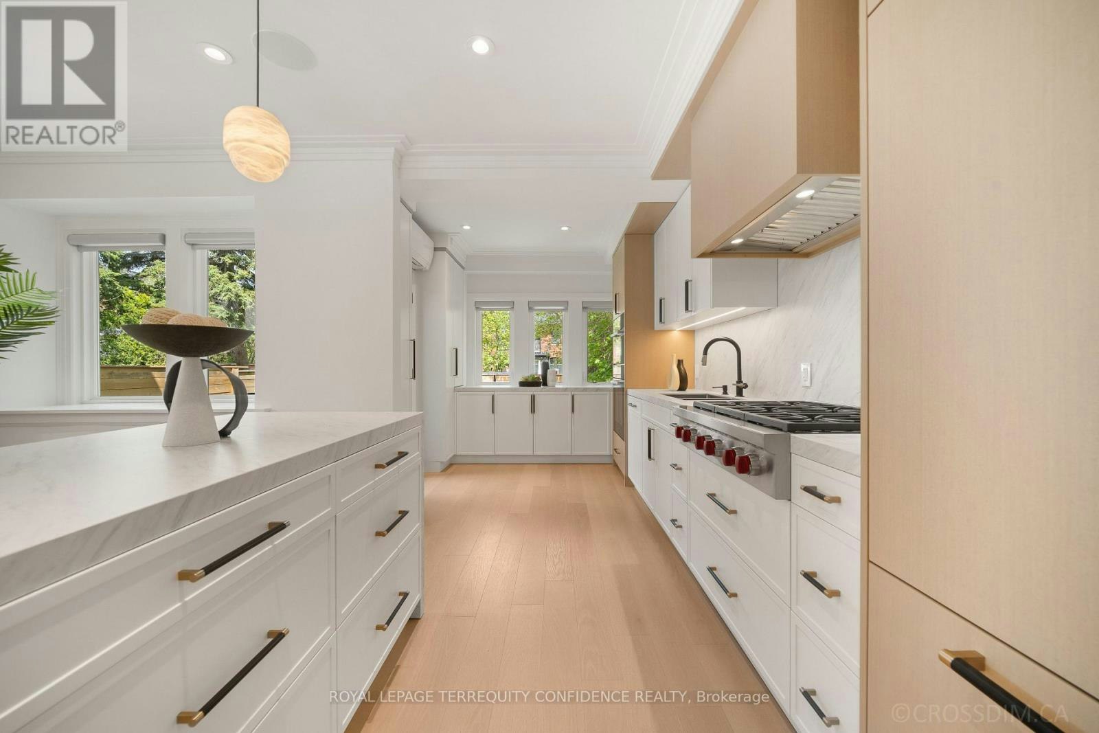 68 Cranbrooke Avenue, Toronto, ON, M5M 1M4 - 10