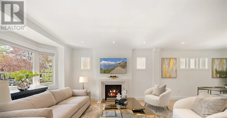 68 Cranbrooke Avenue, Toronto, ON, M5M 1M4 - 3