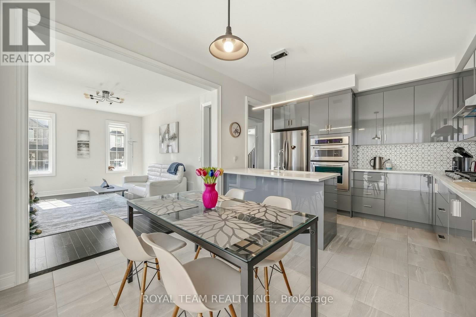 97 Kingknoll Crescent, Georgina, ON, L4P 0C9 - 13