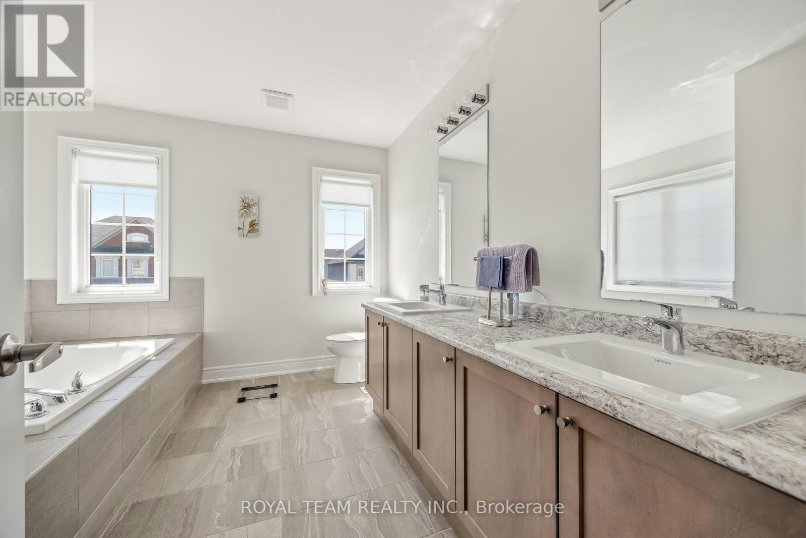 97 Kingknoll Crescent, Georgina, ON, L4P 0C9 - 20