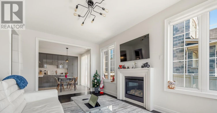 97 Kingknoll Crescent, Georgina, ON, L4P 0C9 - 10