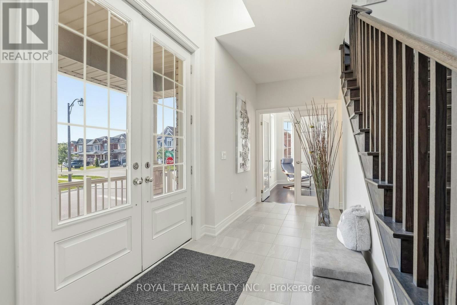 97 Kingknoll Crescent, Georgina, ON, L4P 0C9 - 4