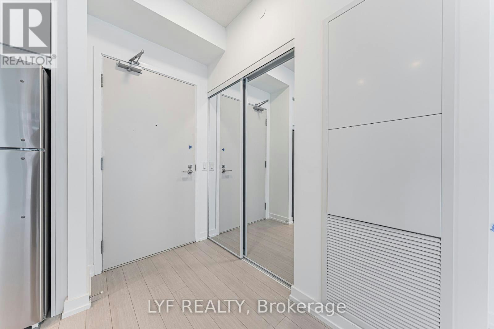922-4010 Eglinton Avenue W, Toronto, ON, M9A 0G5 - 5