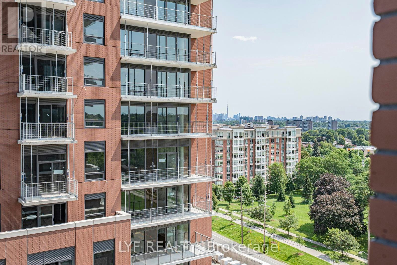 922-4010 Eglinton Avenue W, Toronto, ON, M9A 0G5 - 23