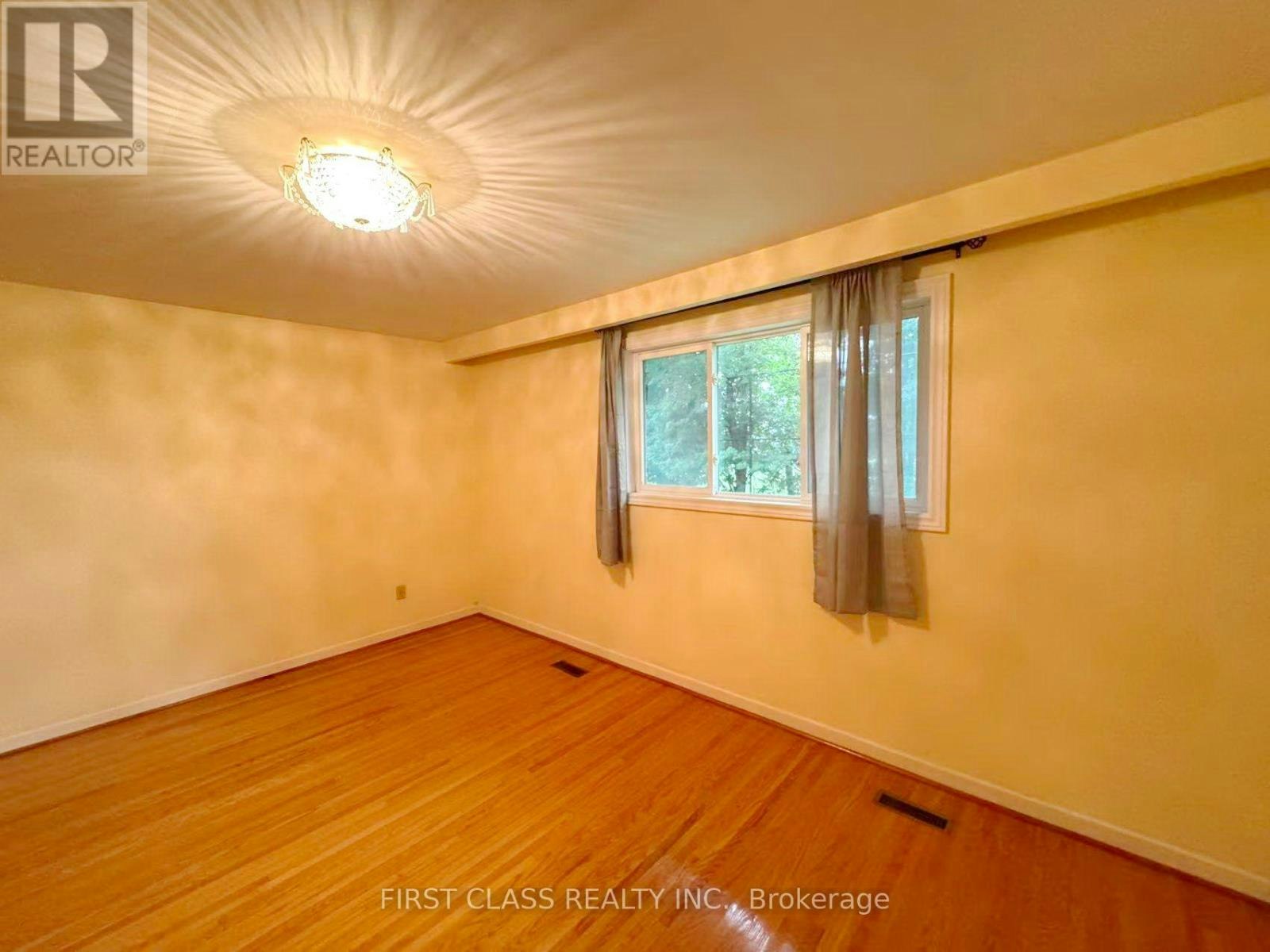 UPPER-1353 Myron Drive, Mississauga, ON, L5E 2N5 - 20