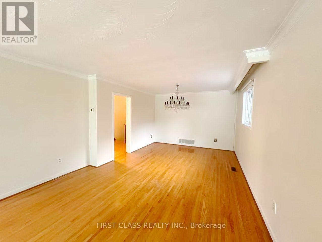 UPPER-1353 Myron Drive, Mississauga, ON, L5E 2N5 - 8