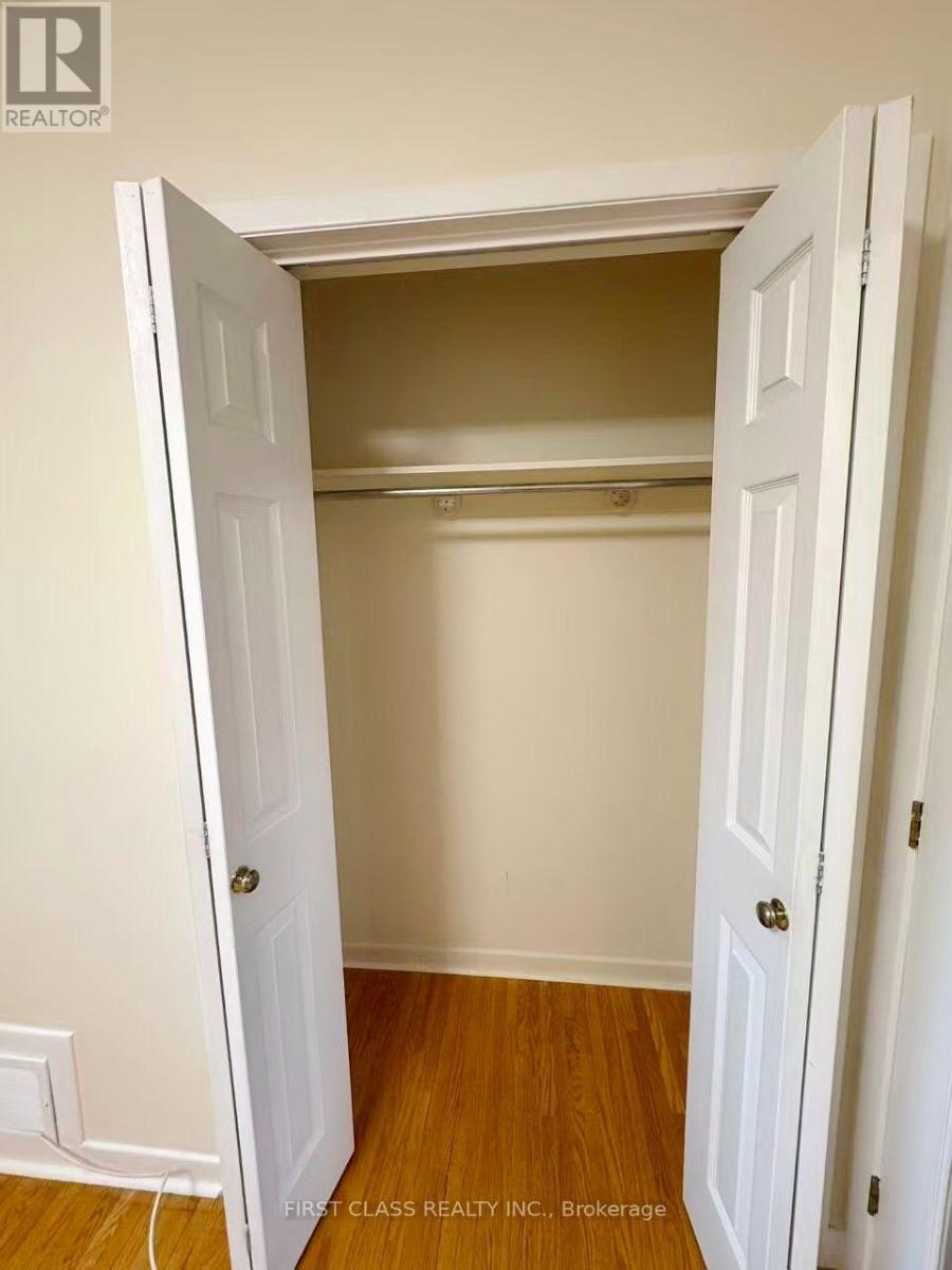 UPPER-1353 Myron Drive, Mississauga, ON, L5E 2N5 - 29
