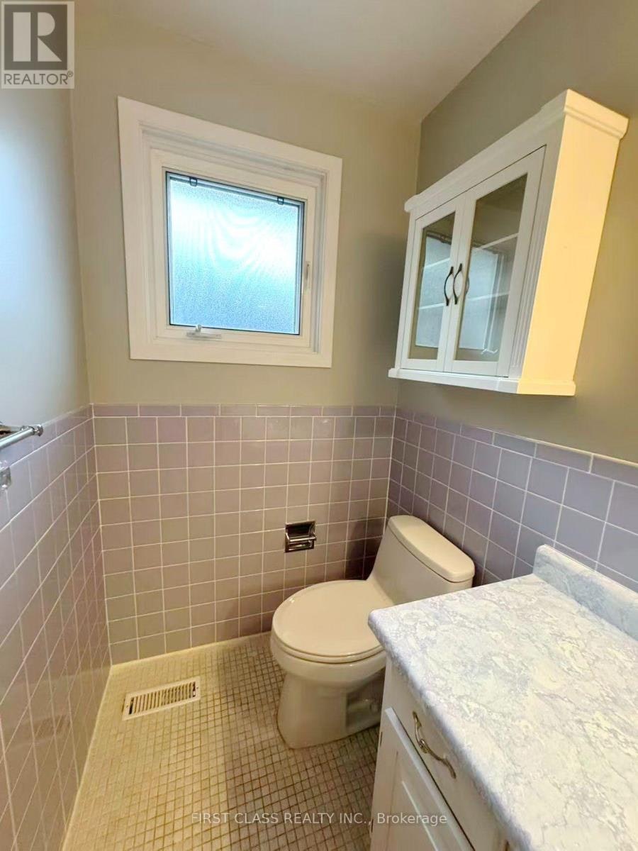 UPPER-1353 Myron Drive, Mississauga, ON, L5E 2N5 - 38