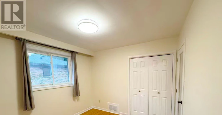 UPPER-1353 Myron Drive, Mississauga, ON, L5E 2N5 - 28