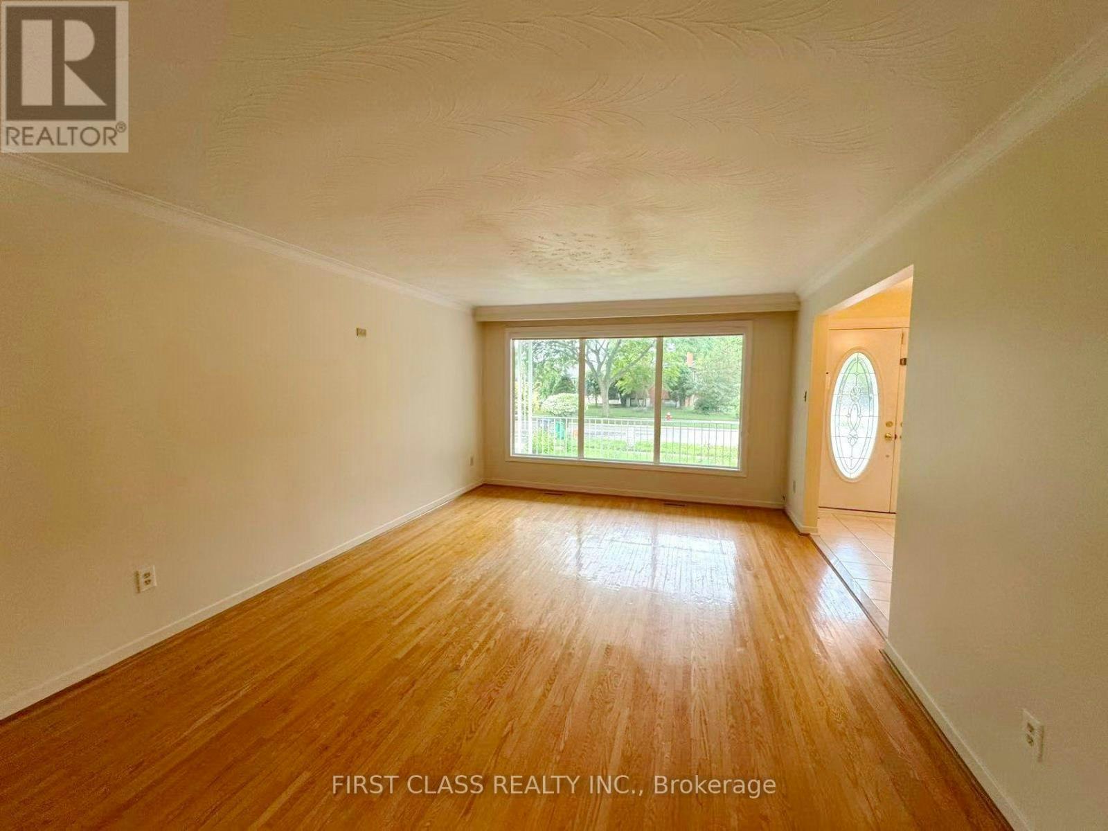 UPPER-1353 Myron Drive, Mississauga, ON, L5E 2N5 - 7