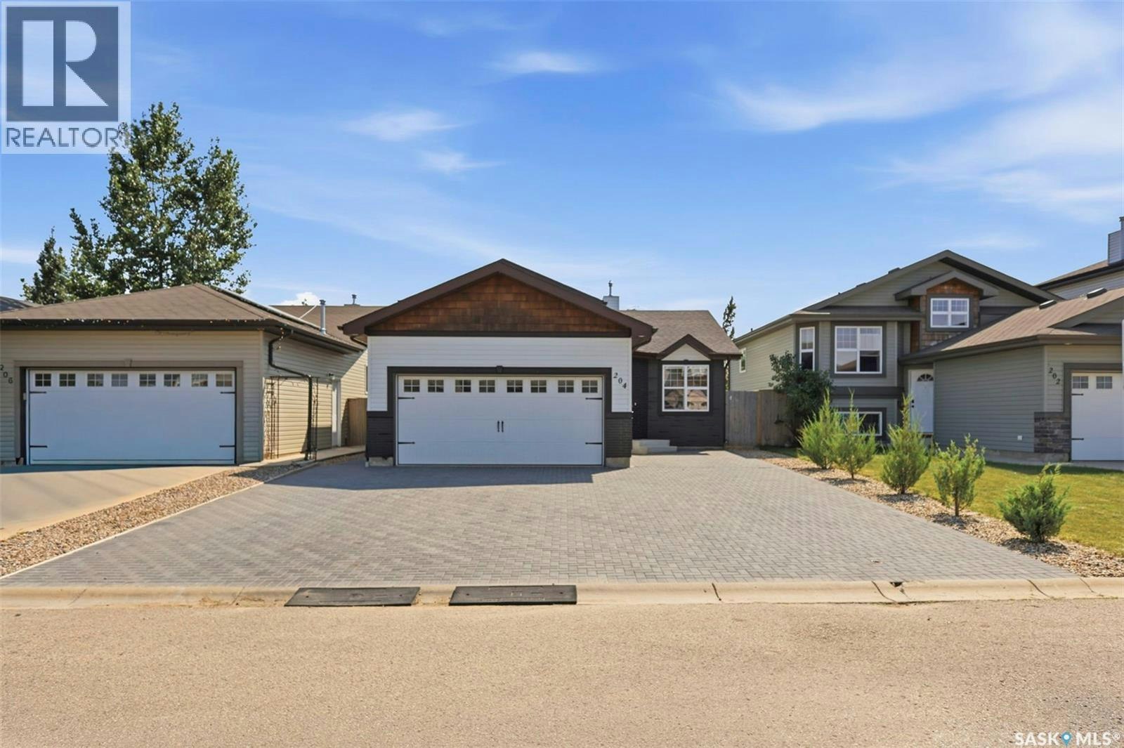 204 Quessy Drive, Martensville, SK, S0K 0A2