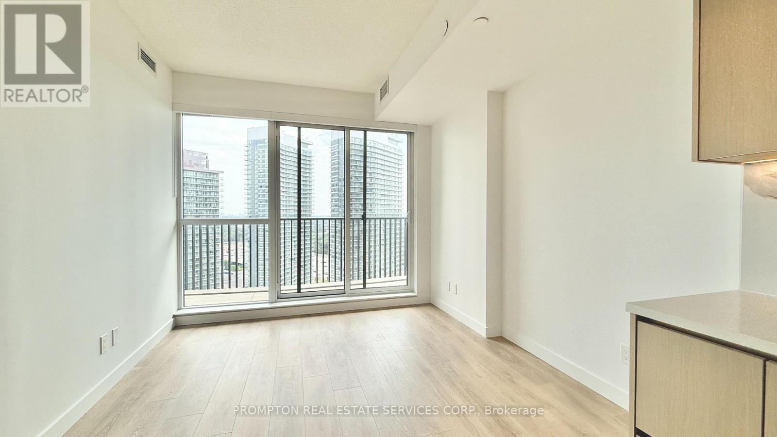 2311-18 Esther Shiner Boulevard, Toronto, ON, M2K 0J7 - 9