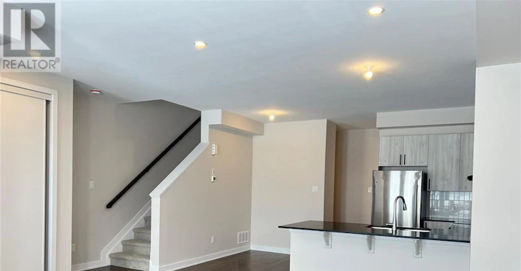 6325 Perth Street, Ottawa, ON, K0A 2Z0 - 2
