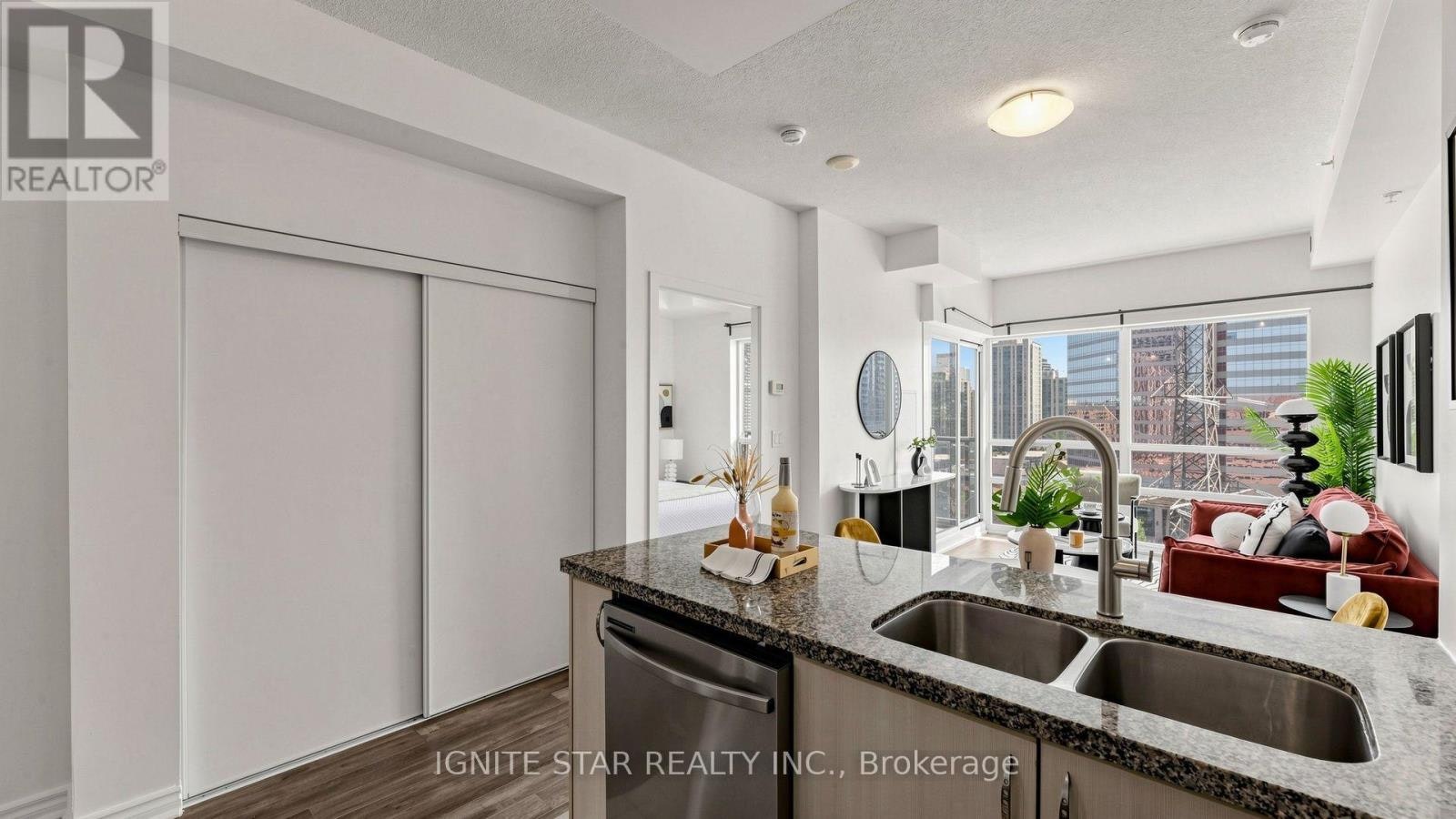 1201-5740 Yonge Street, Toronto, ON, M2M 0B1