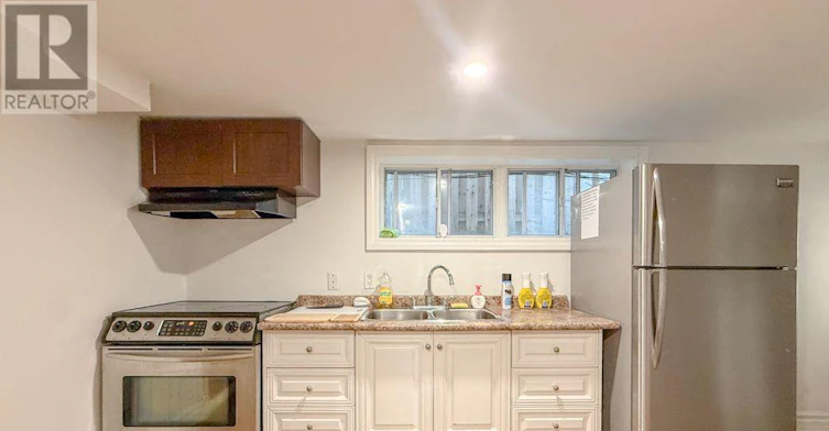 LOWER-275 Estelle Avenue, Toronto, ON, M2N 5J4 - 2