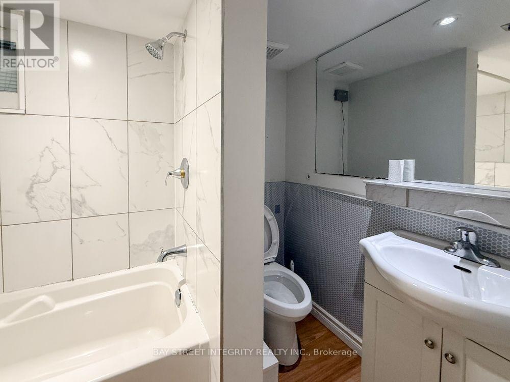 LOWER-275 Estelle Avenue, Toronto, ON, M2N 5J4 - 8