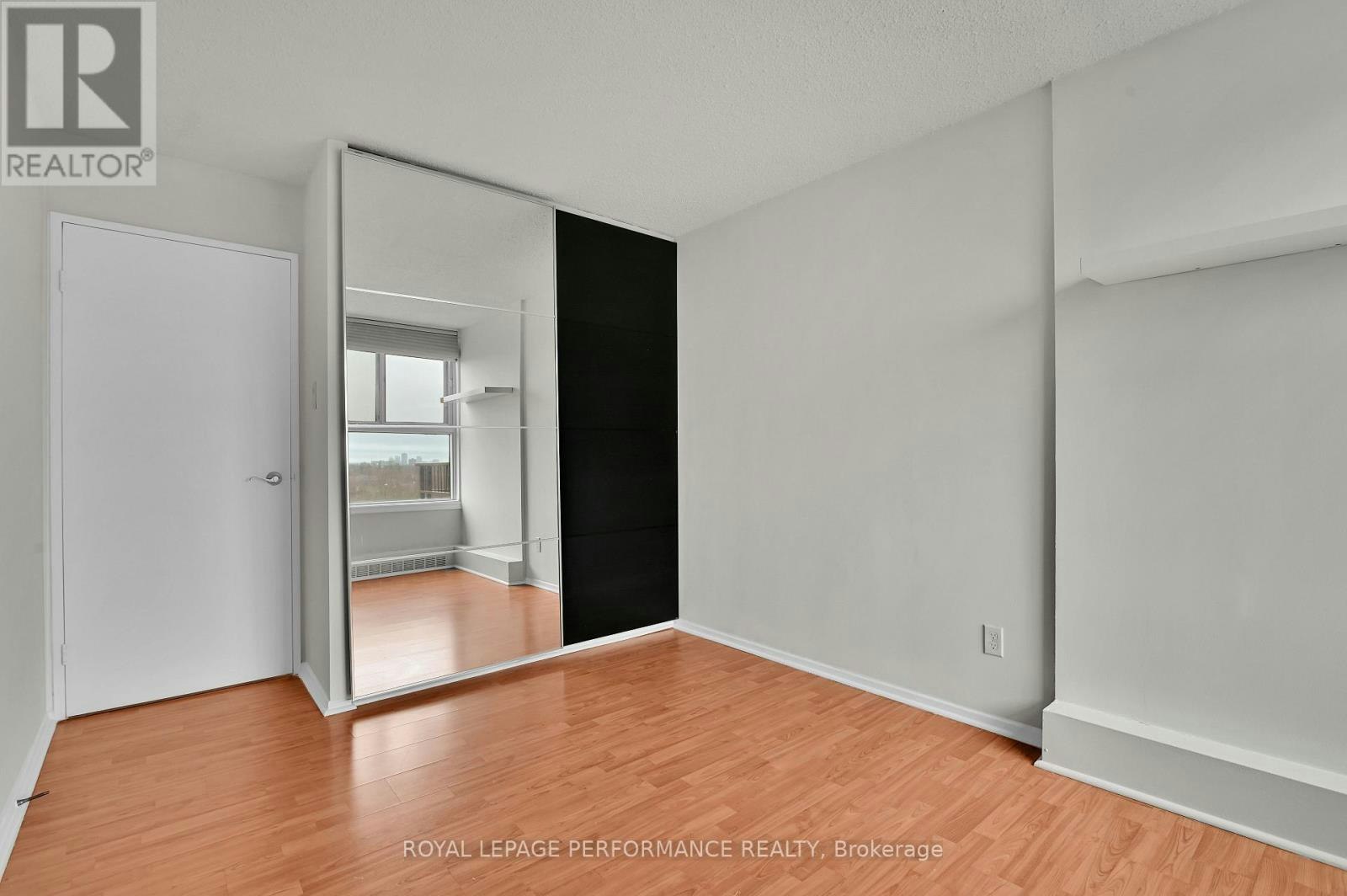 1102-1785 Frobisher Lane, Ottawa, ON, K1G 3T7 - 22