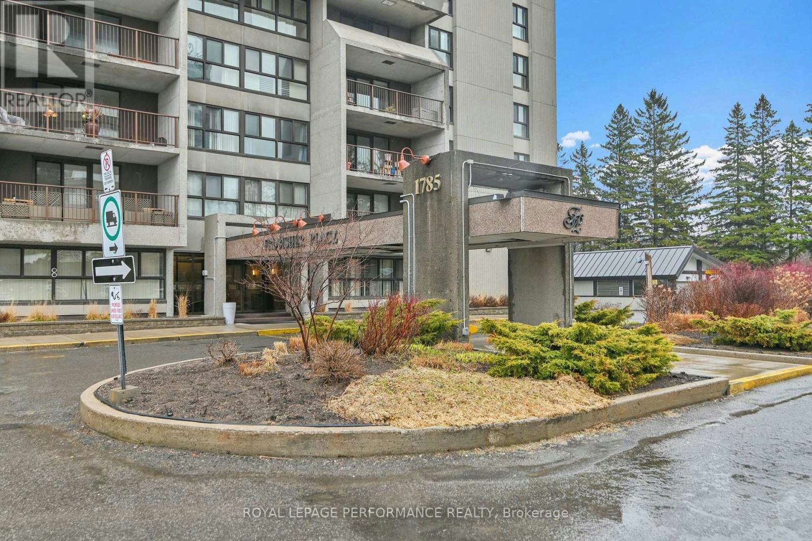 1102-1785 Frobisher Lane, Ottawa, ON, K1G 3T7 - 2