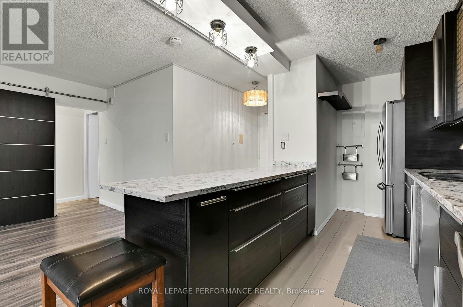 1102-1785 Frobisher Lane, Ottawa, ON, K1G 3T7 - 13