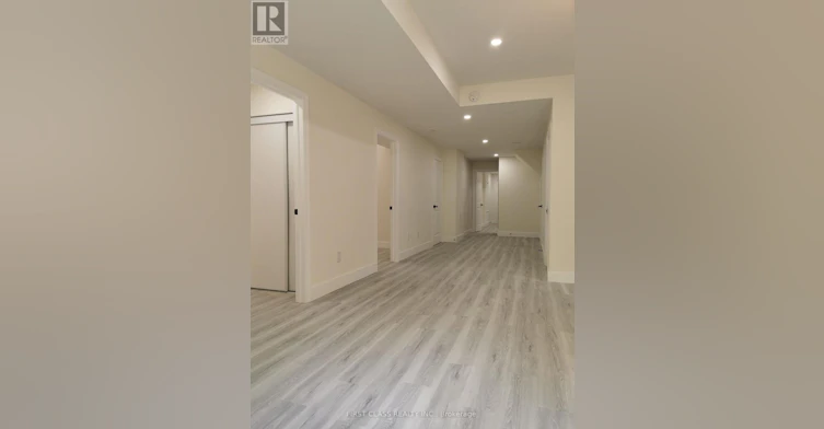 657 Clifford Perry Place, Newmarket, ON, L3X 0J4 - 4