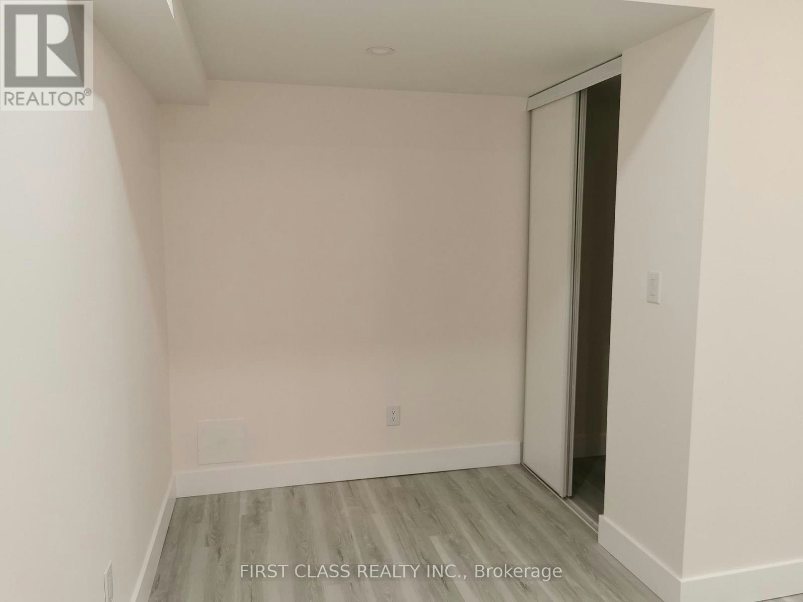 657 Clifford Perry Place, Newmarket, ON, L3X 0J4 - 11