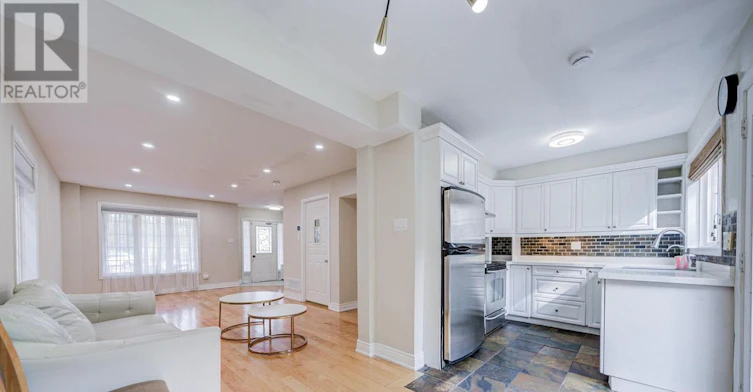2320 Proudfoot Trail, Oakville, ON, L6M 3Y2 - 5
