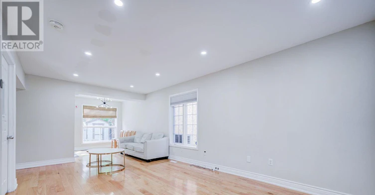 2320 Proudfoot Trail, Oakville, ON, L6M 3Y2 - 3