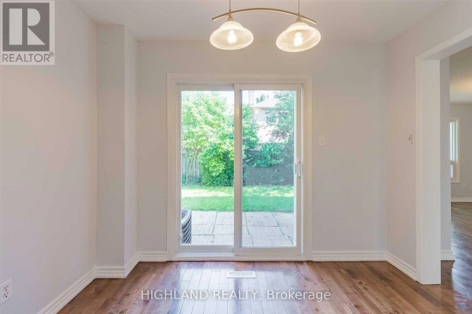 1130 Glen Valley Road, Oakville, ON, L6M 3K8 - 5