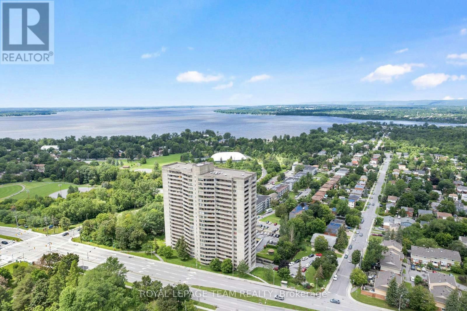 1402-415 Greenview Avenue, Ottawa, ON, K2B 8G5