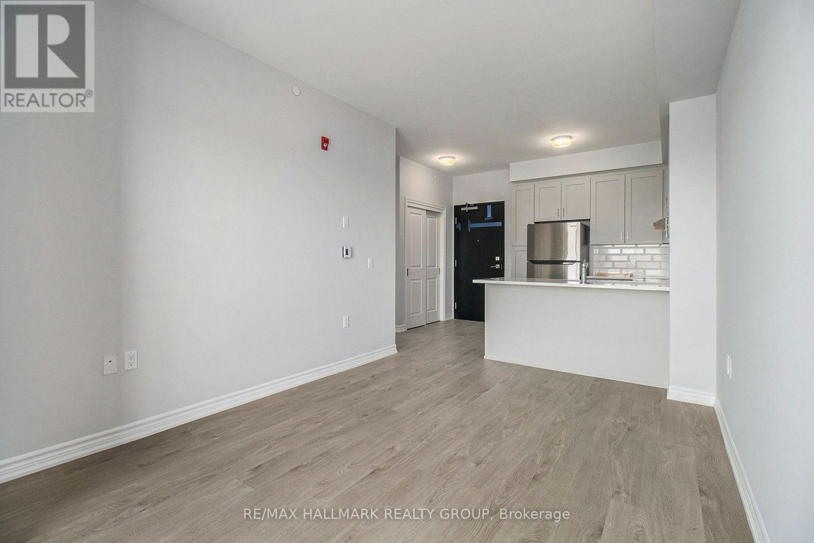 311-1350 Hemlock Road, Ottawa, ON, K1K 5C2 - 9