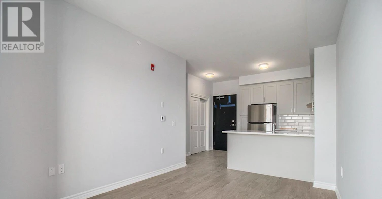 311-1350 Hemlock Road, Ottawa, ON, K1K 5C2 - 9