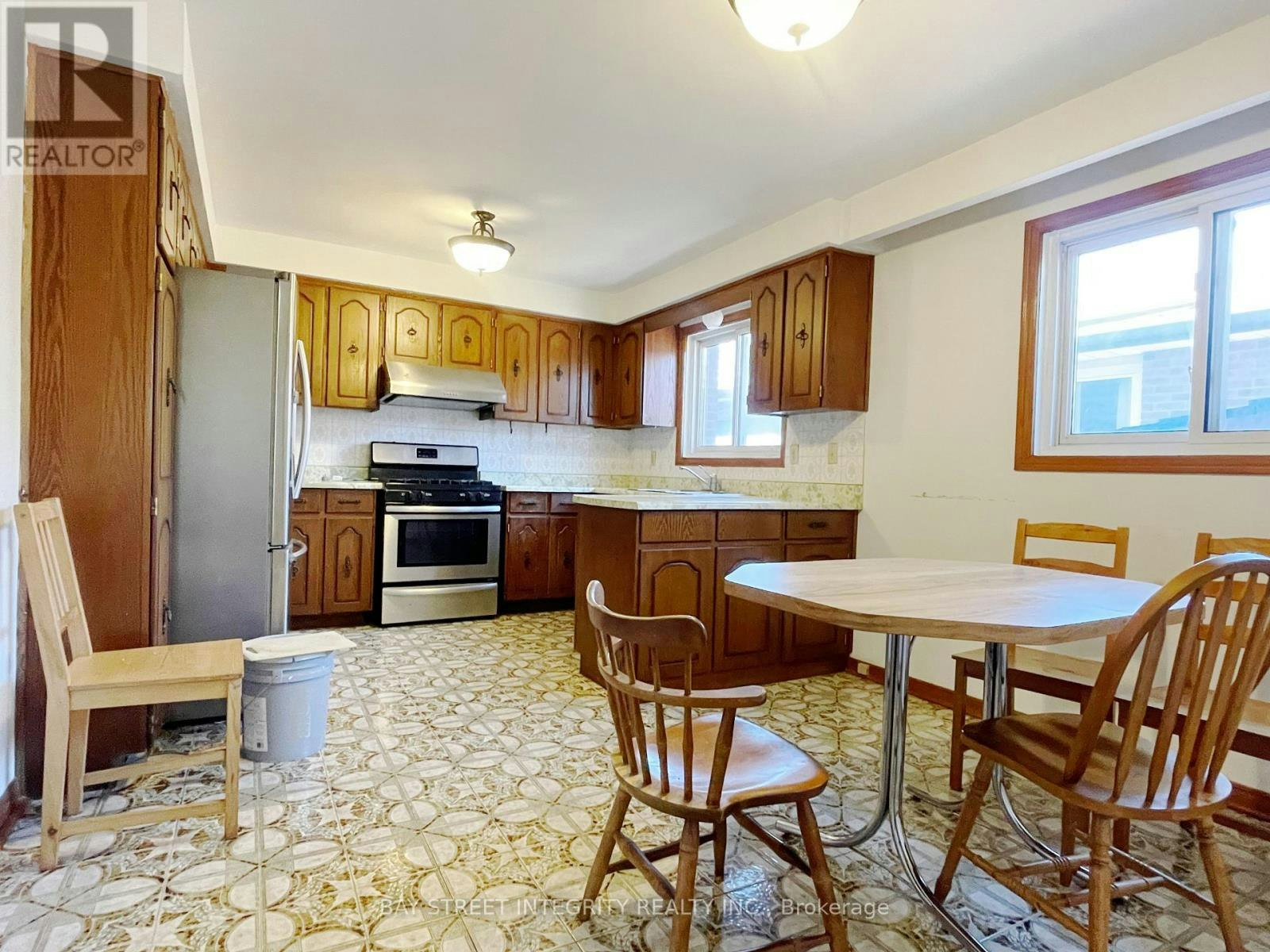 34 Iangrove Terrace, Toronto, ON, M1W 2H2 - 4