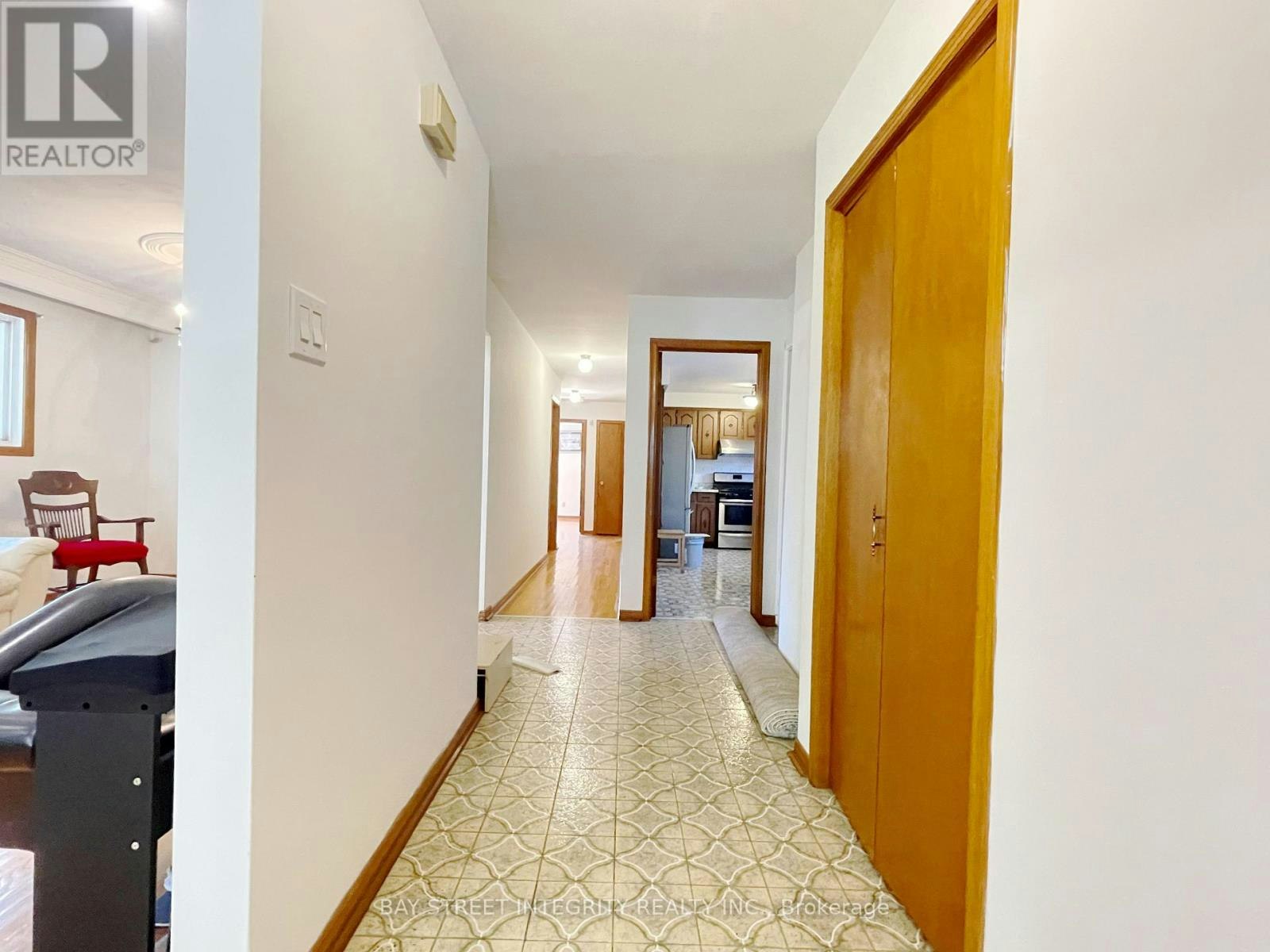34 Iangrove Terrace, Toronto, ON, M1W 2H2 - 5