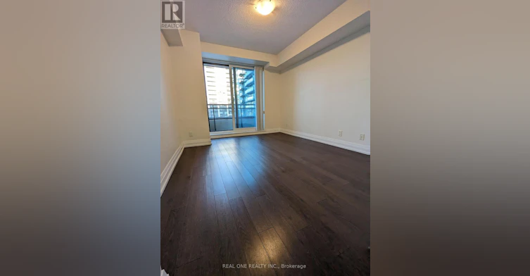 326-372 7 Highway E, Richmond Hill, ON, L4B 0C6 - 5
