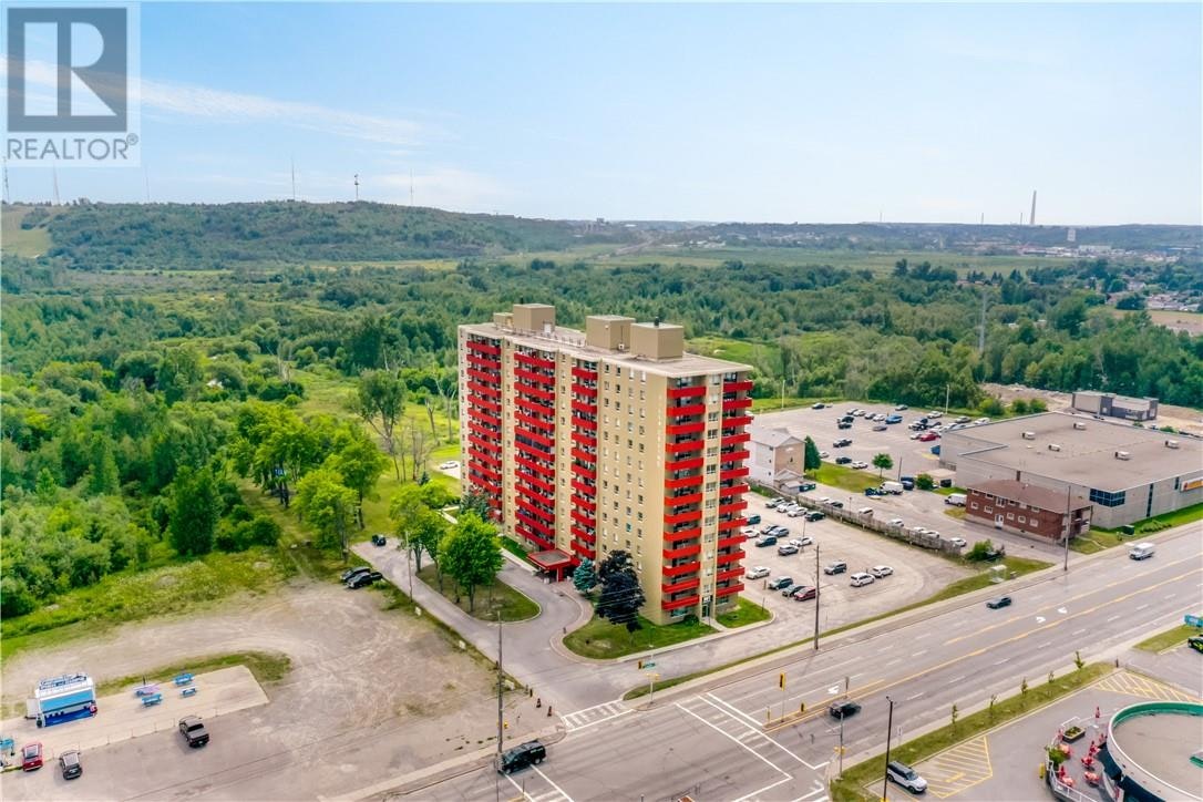 1002-901 Lasalle Boulevard, Greater Sudbury, ON, P3A 1X7 - 3