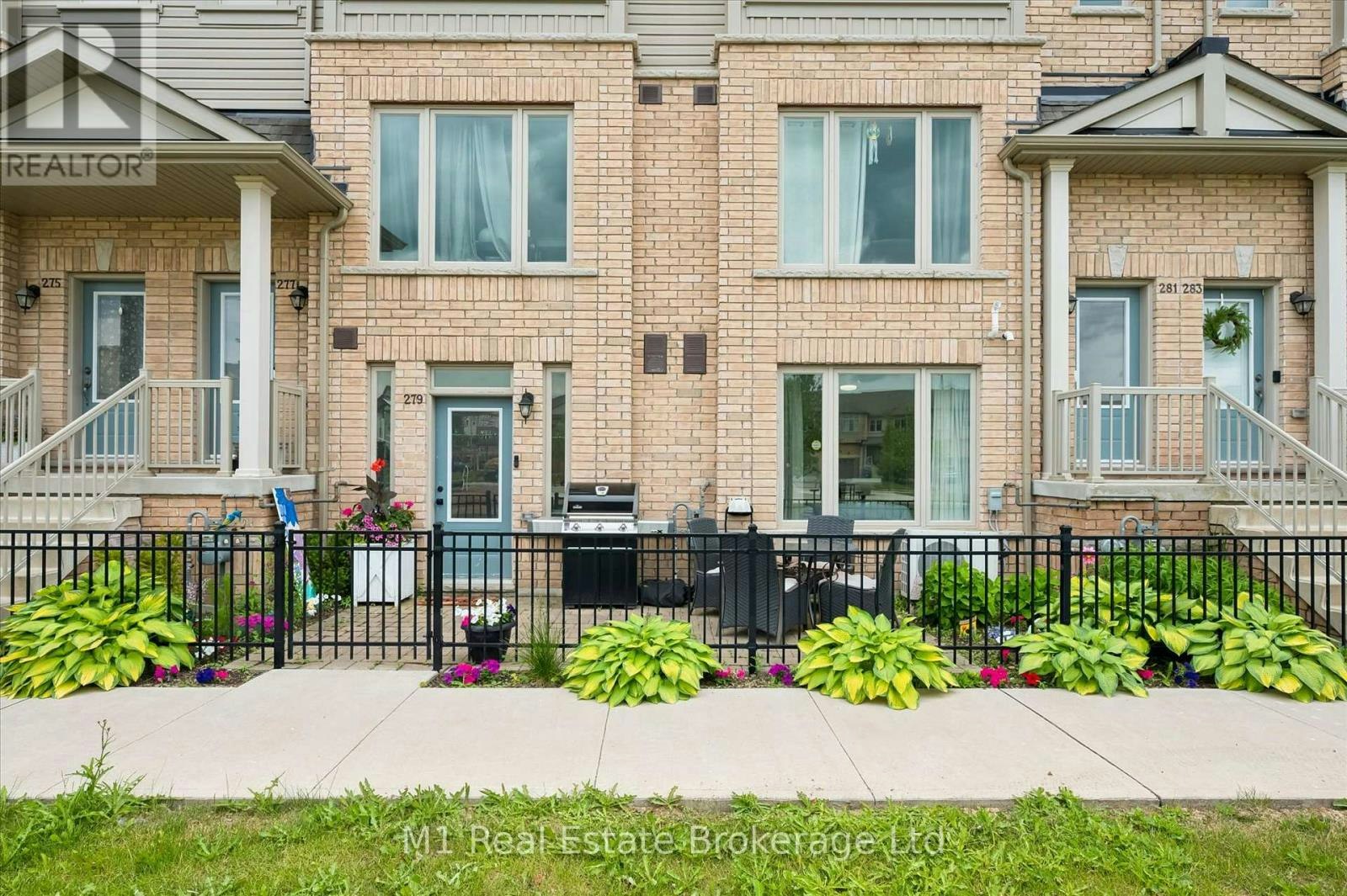 279 Law Drive, Guelph, ON, N1E 7E8