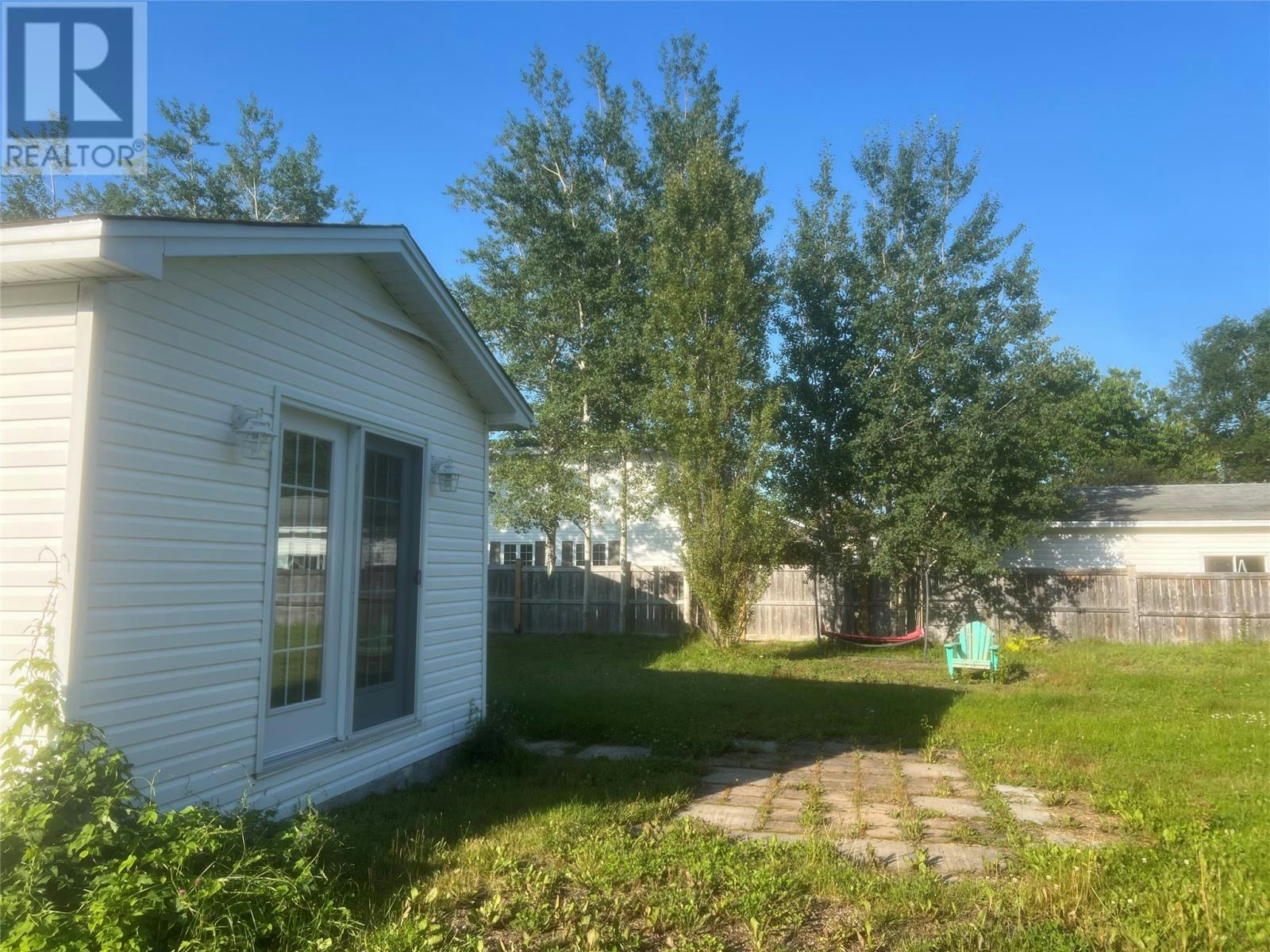 34 Legion Road, Eastport, NL, A0G 1Z0