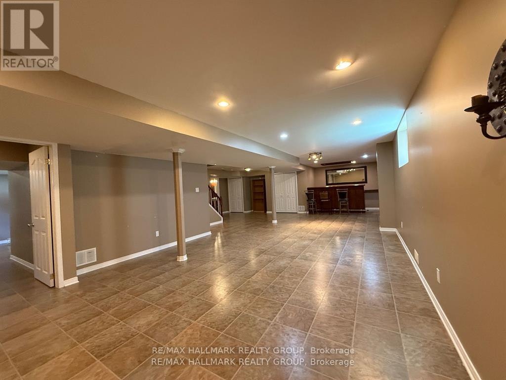 1111 Lichen Avenue, Ottawa, ON, K4A 4A7 - 24
