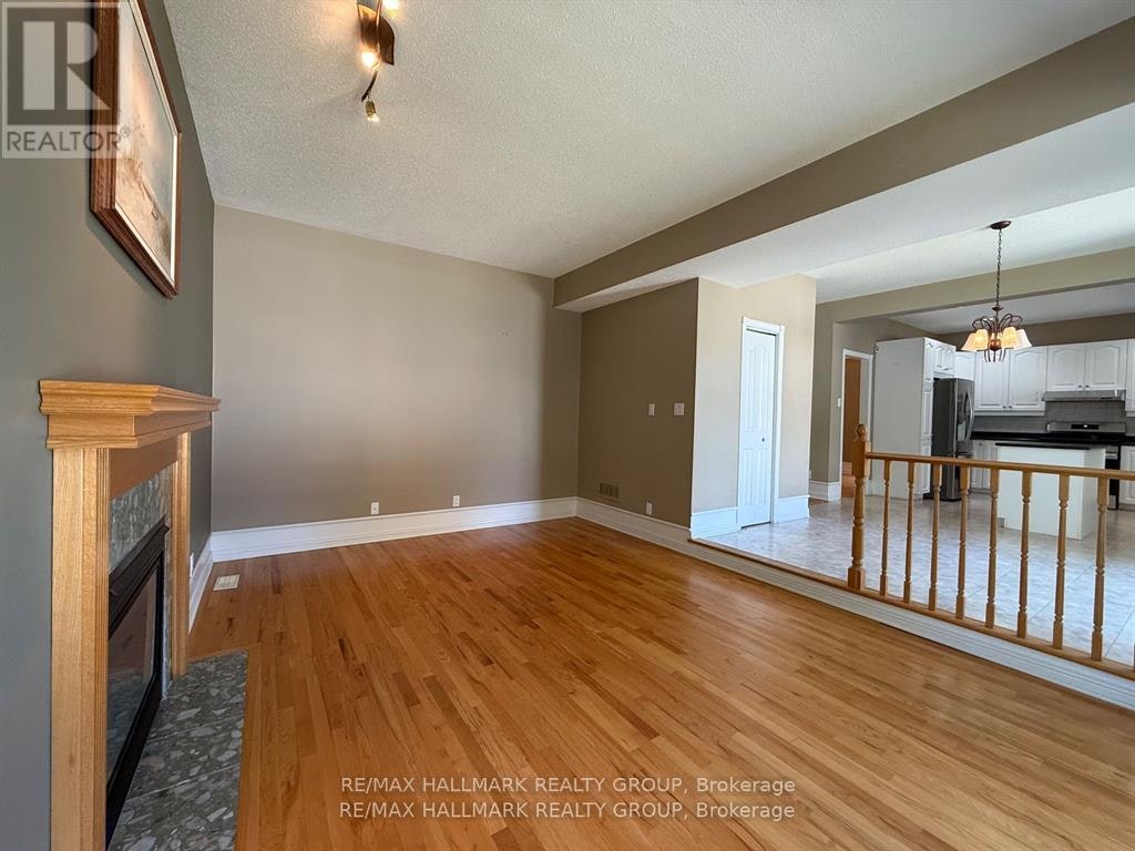 1111 Lichen Avenue, Ottawa, ON, K4A 4A7 - 14