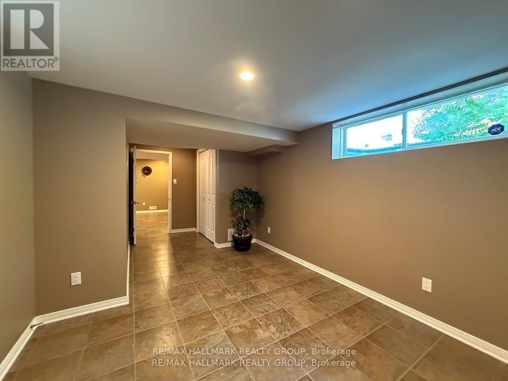 1111 Lichen Avenue, Ottawa, ON, K4A 4A7 - 25