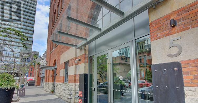 2906-5 St Joseph Street, Toronto, ON, M4Y 0B6 - 3